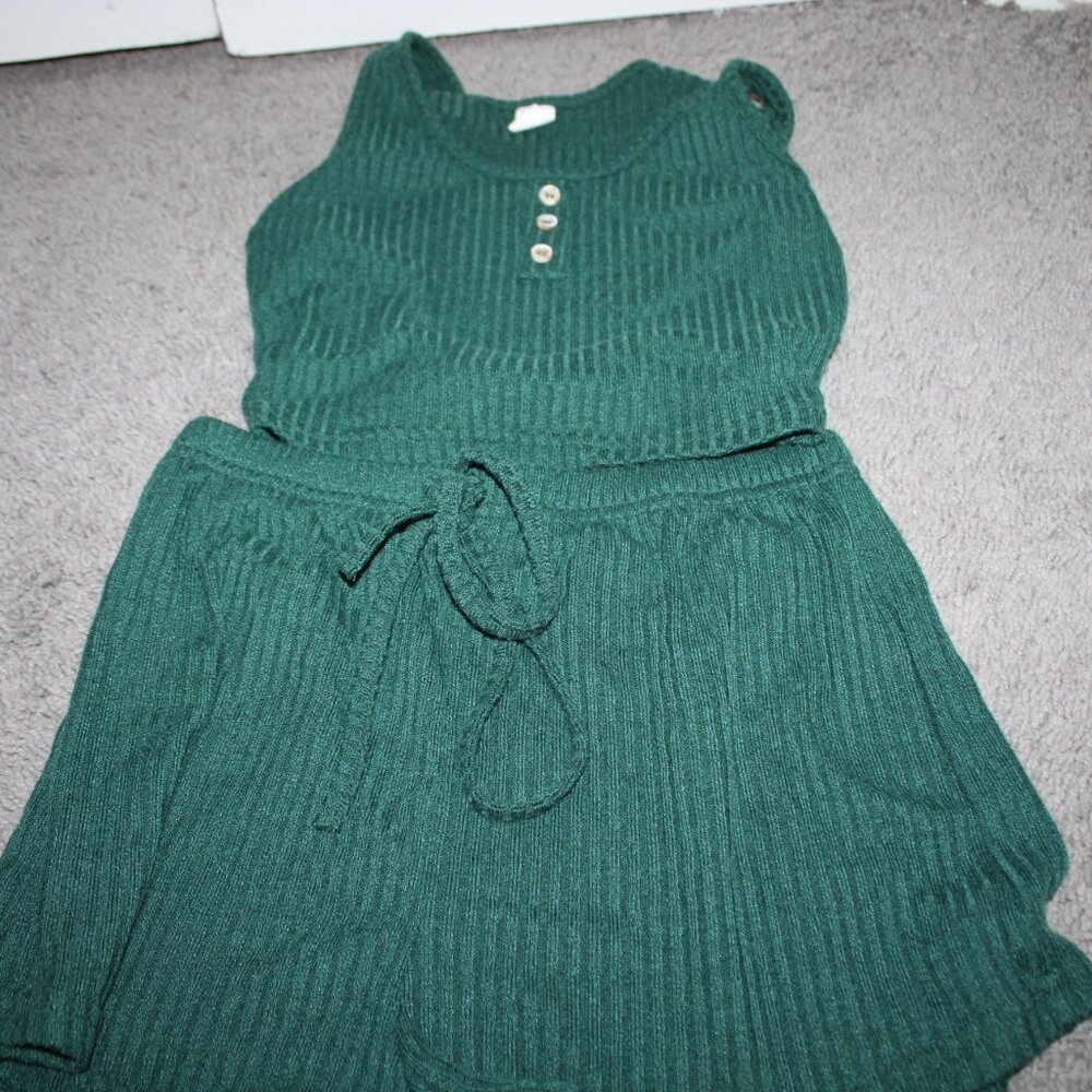 green pajama/ lounge set size xs